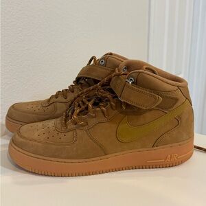 Nike Air Force 1 Mid ‘07 Flax